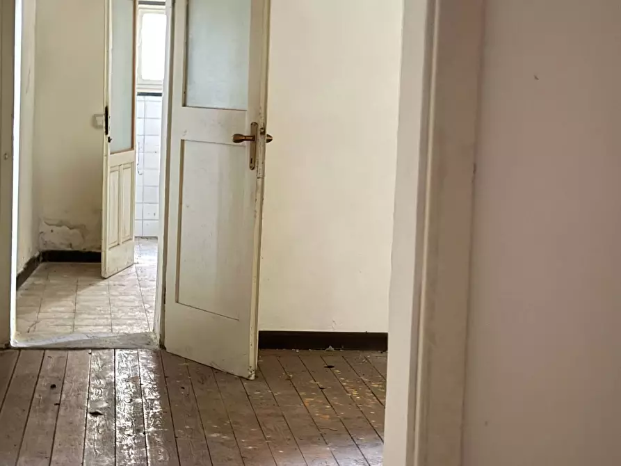 Immagine 12 di Appartamento in vendita  a Mantova