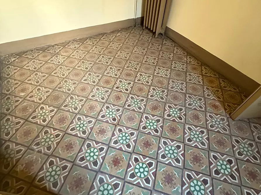 Immagine 10 di Appartamento in vendita  a Mantova