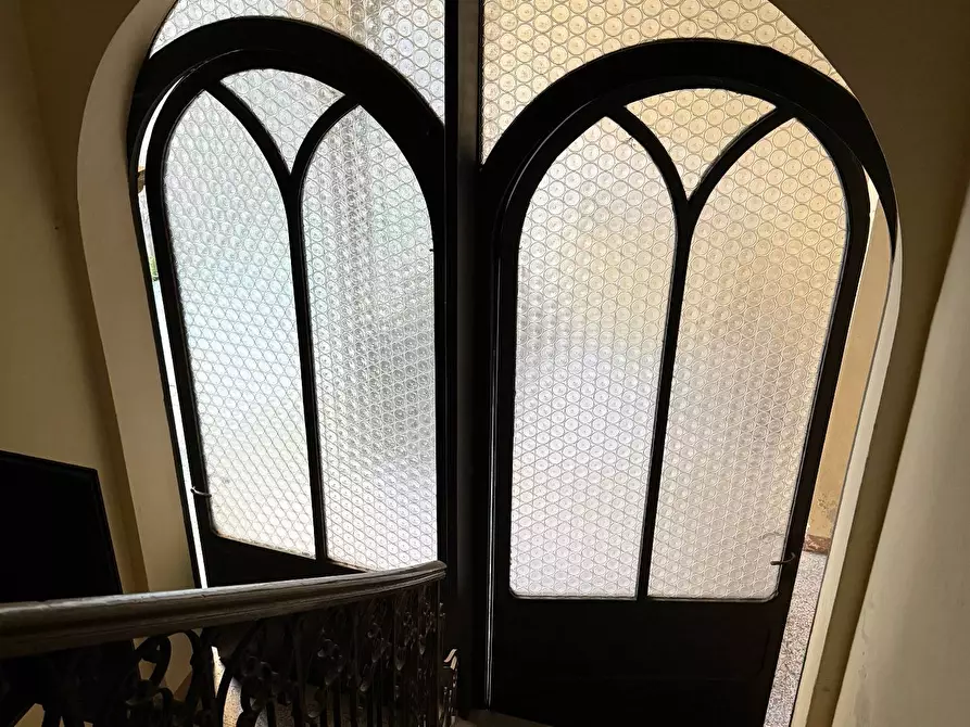 Immagine 13 di Appartamento in vendita  a Mantova