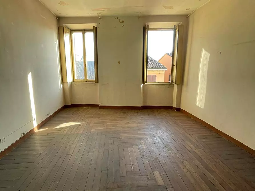 Immagine 14 di Appartamento in vendita  a Mantova