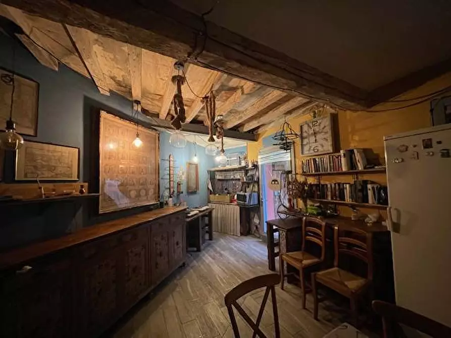 Immagine 7 di Casa indipendente in vendita  a Mantova