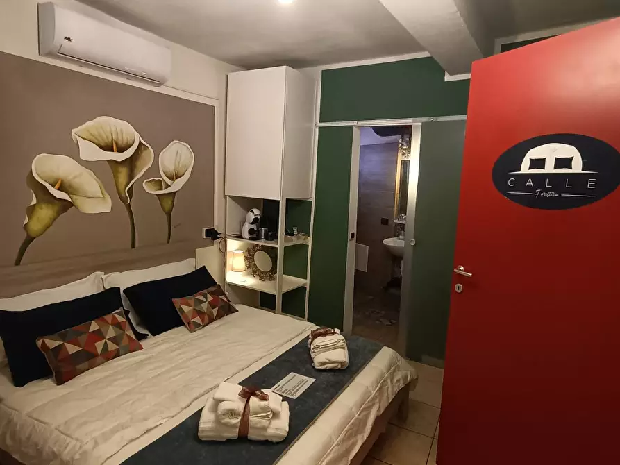 Immagine 18 di Casa indipendente in vendita  a Mantova