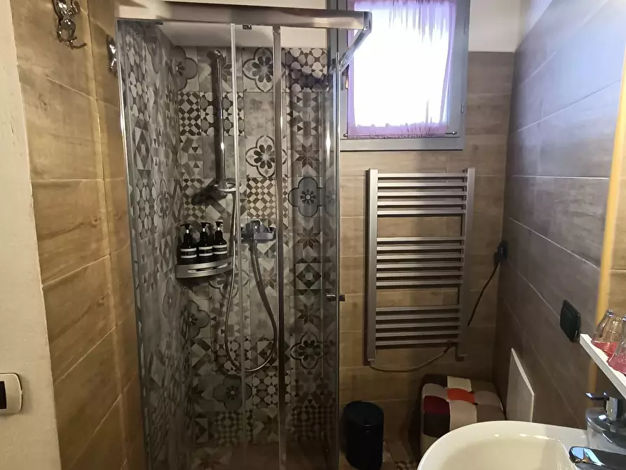 Immagine 23 di Casa indipendente in vendita  a Mantova