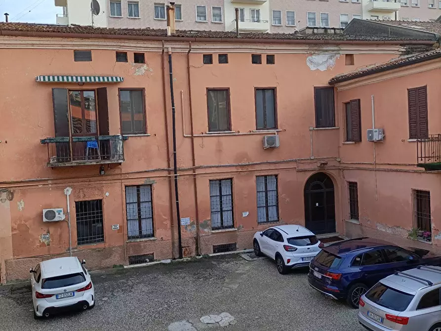 Immagine 28 di Casa indipendente in vendita  a Mantova