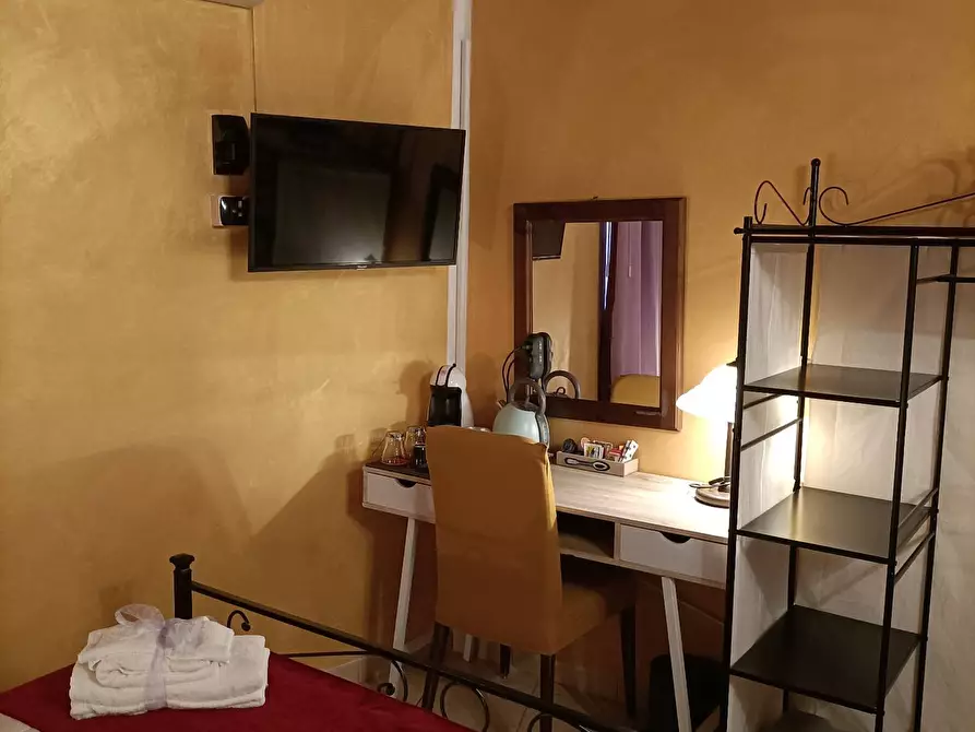 Immagine 31 di Casa indipendente in vendita  a Mantova