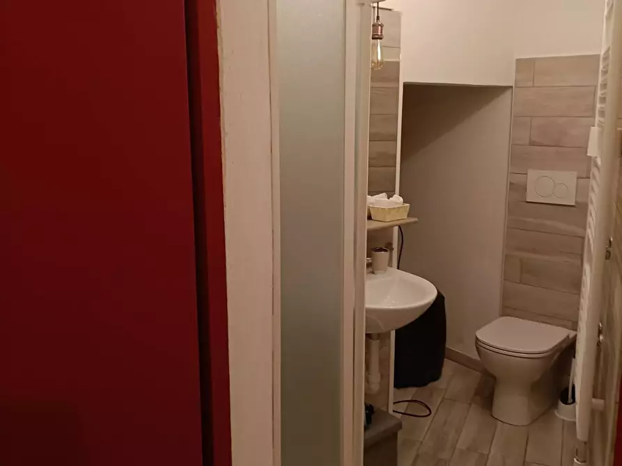 Immagine 33 di Casa indipendente in vendita  a Mantova