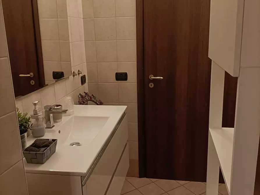 Immagine 54 di Casa indipendente in vendita  a Mantova