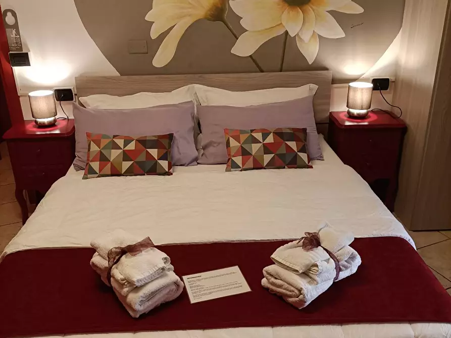 Immagine 57 di Casa indipendente in vendita  a Mantova