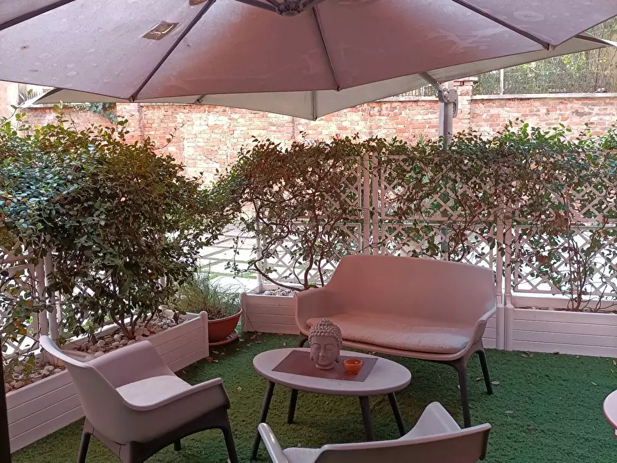 Immagine 59 di Casa indipendente in vendita  a Mantova