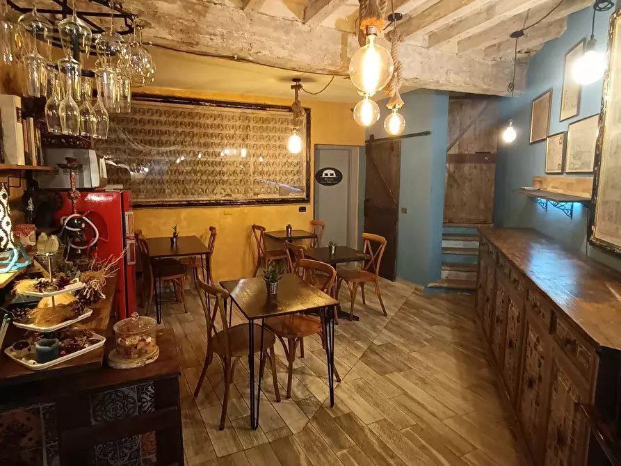 Immagine 89 di Casa indipendente in vendita  a Mantova