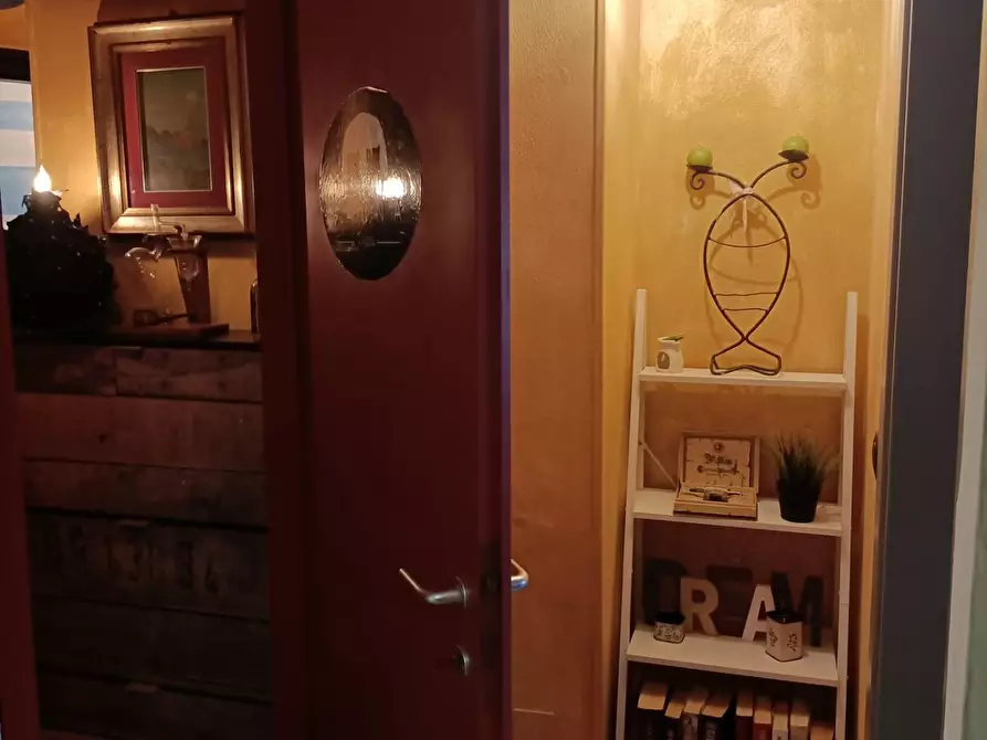 Immagine 101 di Casa indipendente in vendita  a Mantova