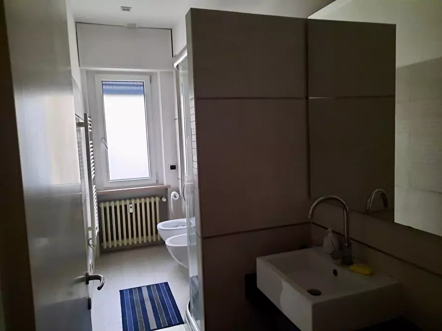 Immagine 9 di Appartamento in vendita  a Mantova