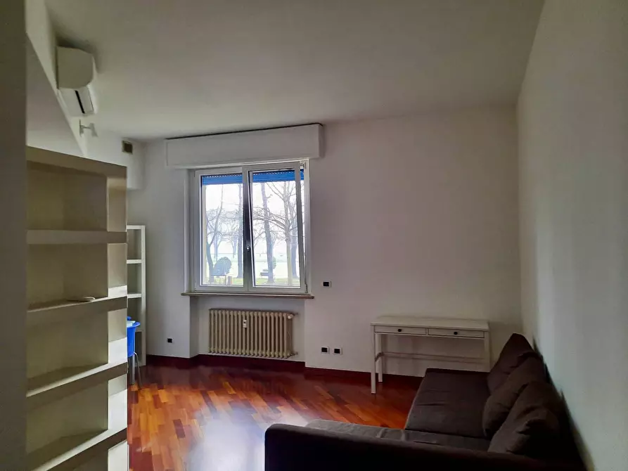 Immagine 3 di Appartamento in vendita  a Mantova