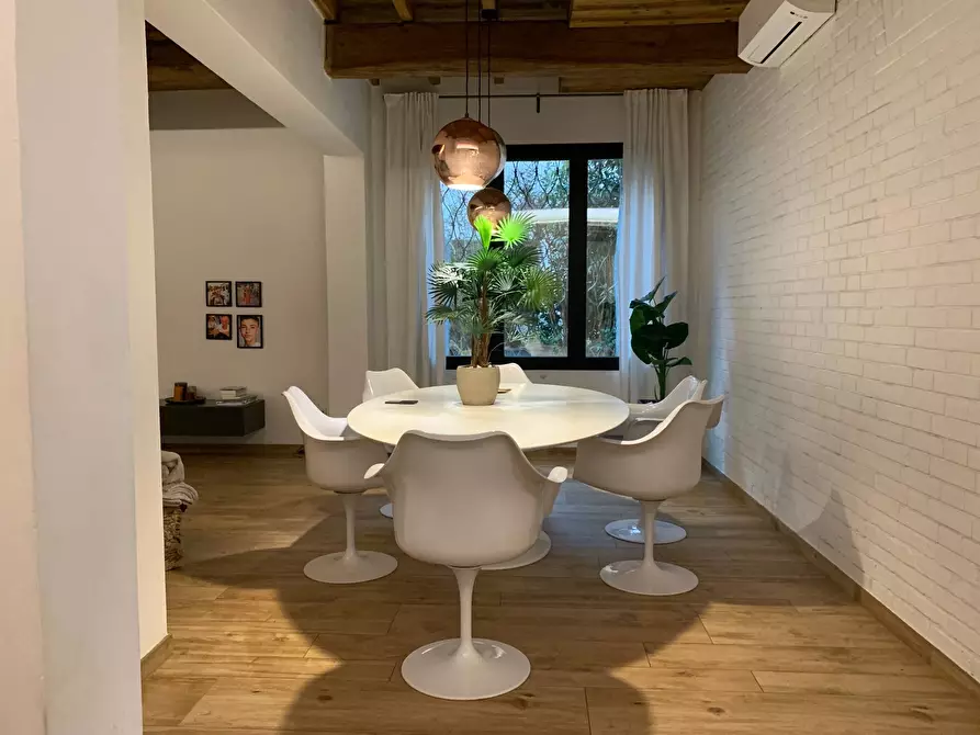 Immagine 4 di Casa indipendente in vendita  a Mantova