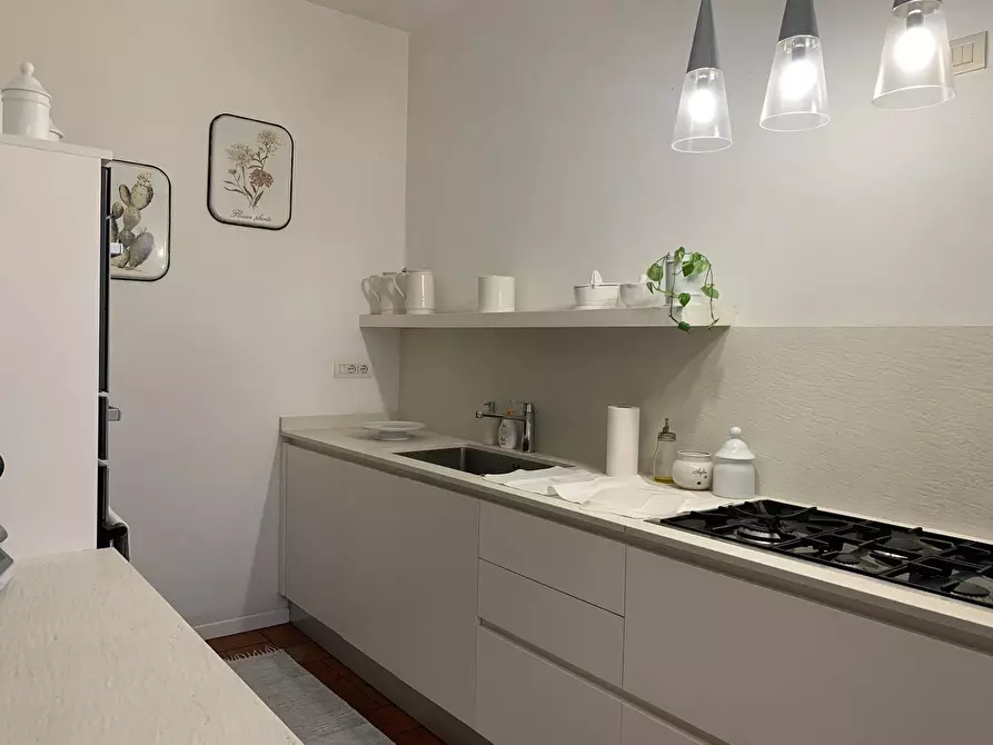 Immagine 24 di Casa indipendente in vendita  a Mantova