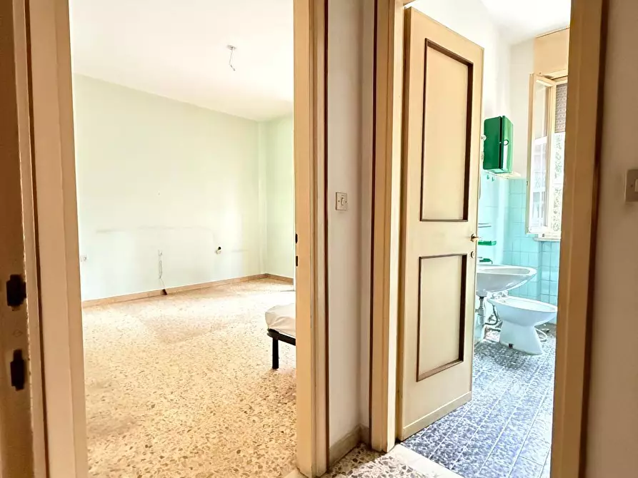 Immagine 6 di Appartamento in vendita  a Mantova