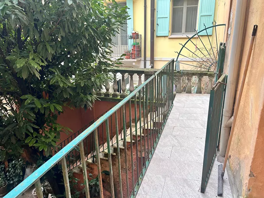 Immagine 9 di Appartamento in vendita  a Mantova