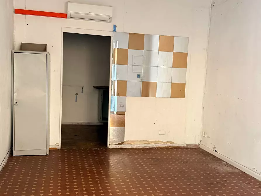 Immagine 4 di Ufficio in affitto  a Mantova