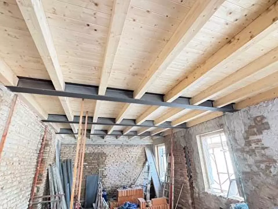 Immagine 3 di Appartamento in vendita  a Mantova