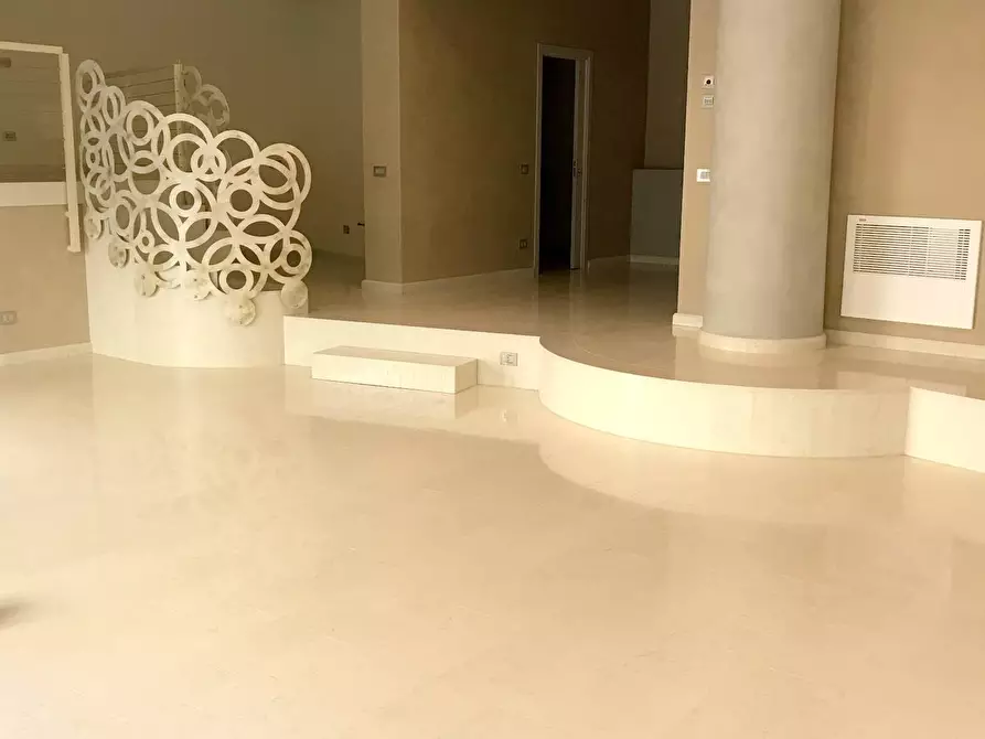 Immagine 1 di Agriturismo in vendita  a Mantova