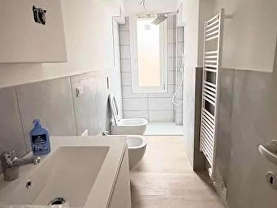 Immagine 10 di Appartamento in vendita  a Mantova