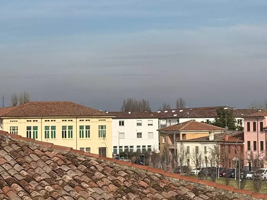 Immagine 3 di Appartamento in vendita  a Mantova