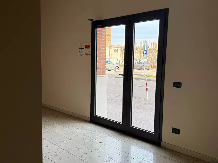 Immagine 23 di Appartamento in vendita  a Mantova