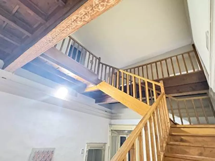 Immagine 27 di Casa indipendente in vendita  a Mantova