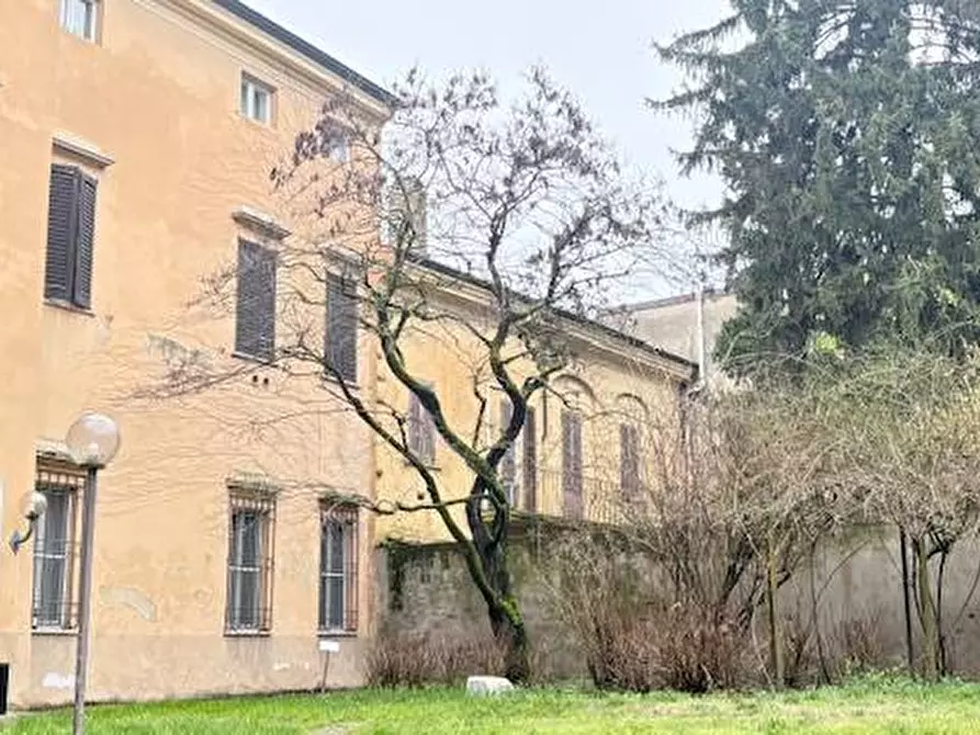 Immagine 11 di Casa indipendente in vendita  a Mantova