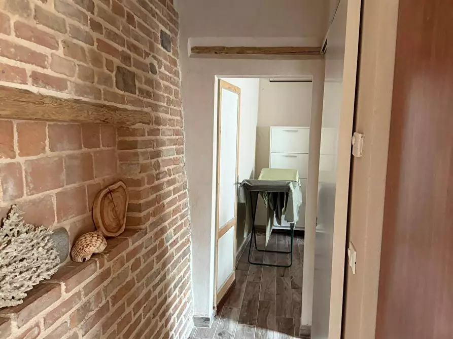 Immagine 9 di Appartamento in vendita  a Mantova