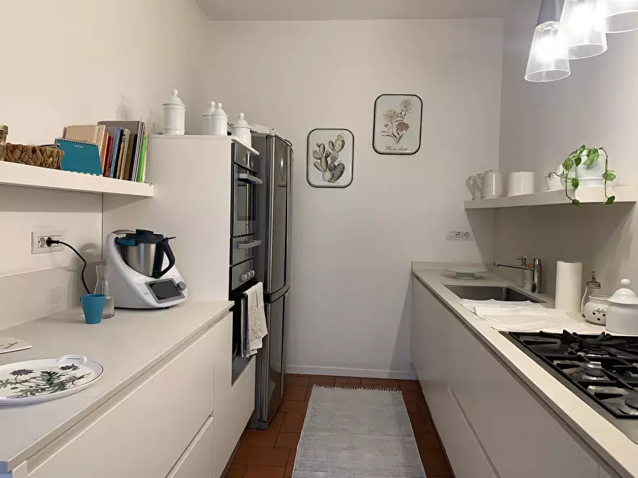 Immagine 5 di Appartamento in vendita  a Mantova