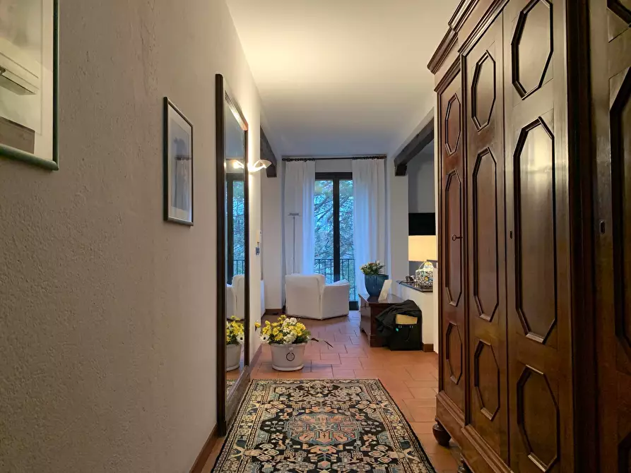 Immagine 16 di Appartamento in vendita  a Mantova