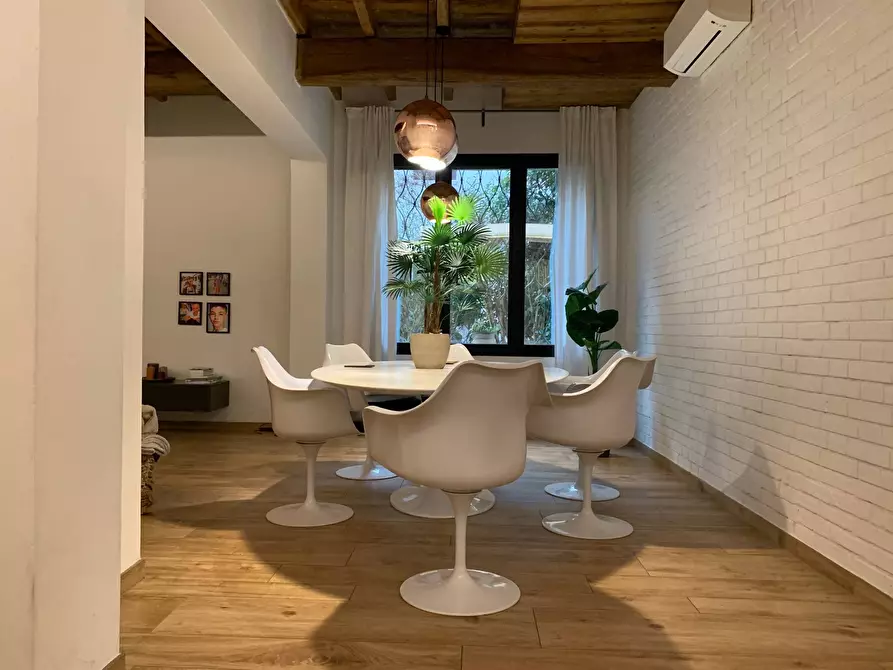 Immagine 3 di Appartamento in vendita  a Mantova