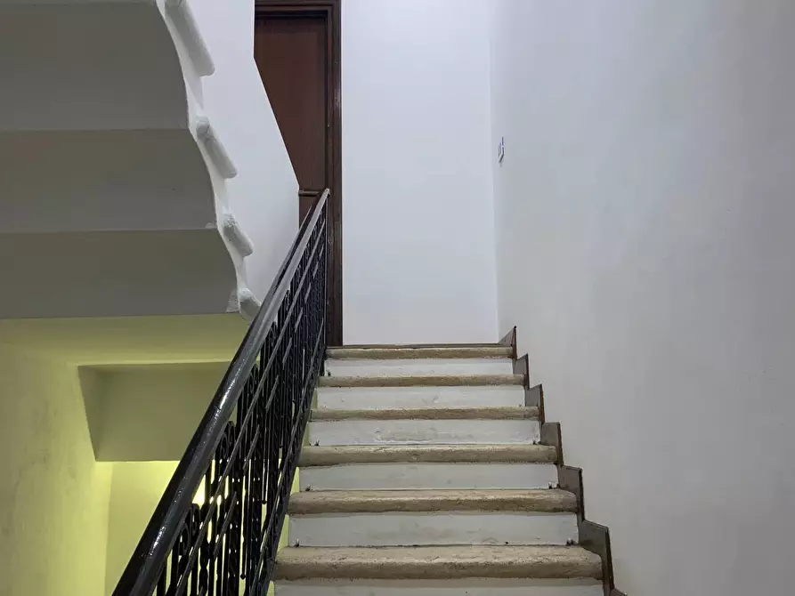 Immagine 11 di Appartamento in vendita  a Mantova