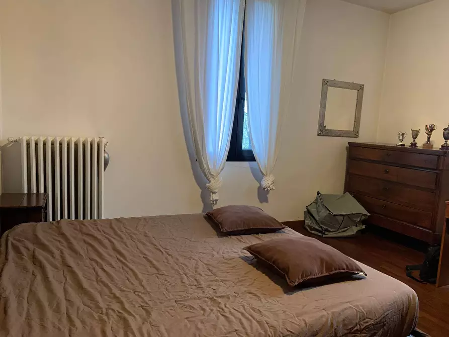 Immagine 16 di Appartamento in vendita  a Mantova