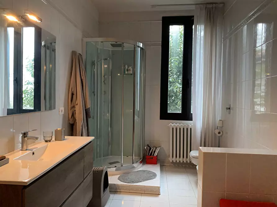 Immagine 18 di Appartamento in vendita  a Mantova