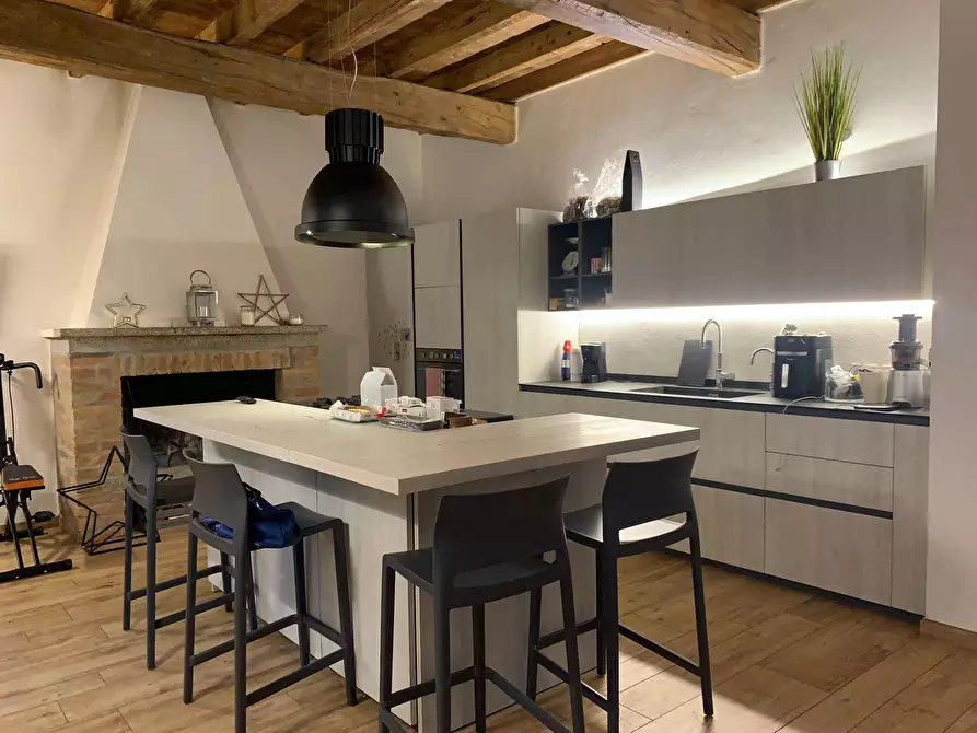 Immagine 6 di Appartamento in vendita  a Mantova