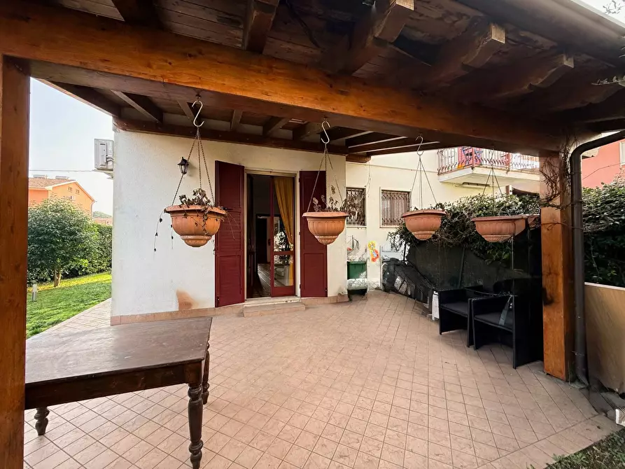 Immagine 1 di Casa indipendente in vendita  a Casalmoro