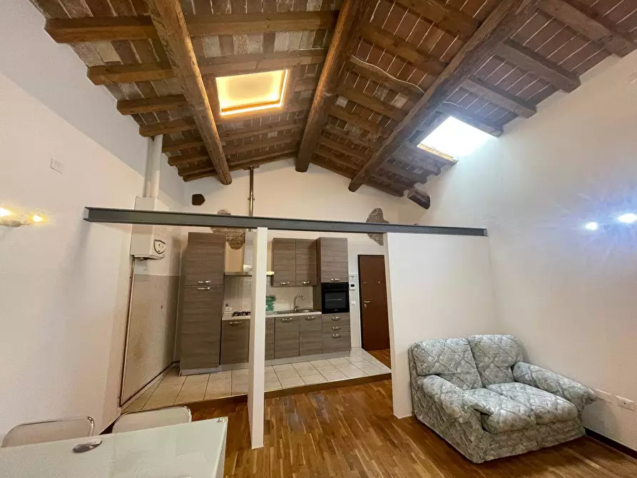 Immagine 19 di Appartamento in vendita  a Mantova