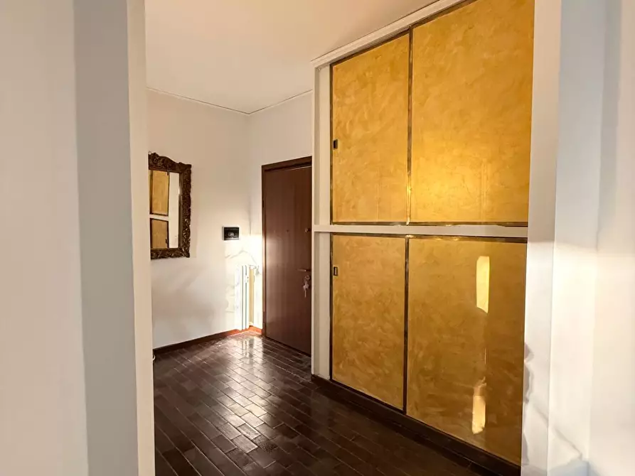 Immagine 5 di Appartamento in vendita  a Mantova