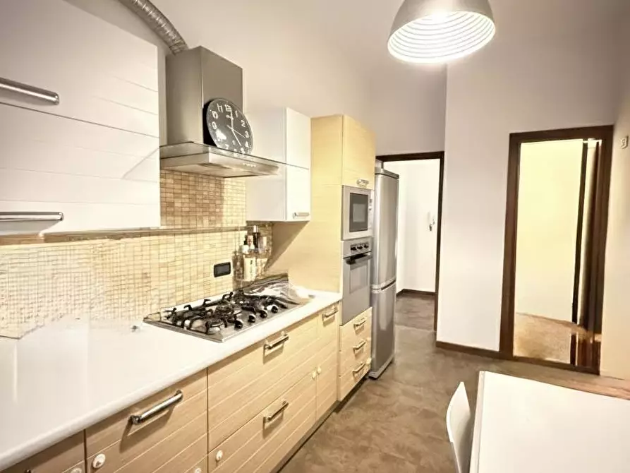 Immagine 14 di Appartamento in vendita  a Mantova