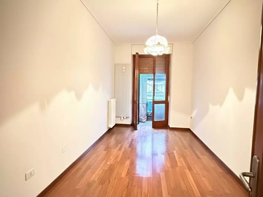 Immagine 16 di Appartamento in vendita  a Mantova