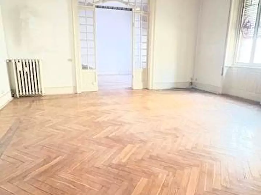 Immagine 18 di Casa indipendente in vendita  a Mantova