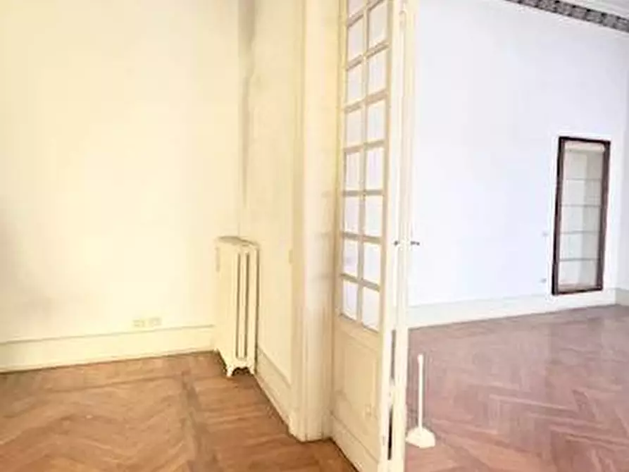 Immagine 19 di Casa indipendente in vendita  a Mantova