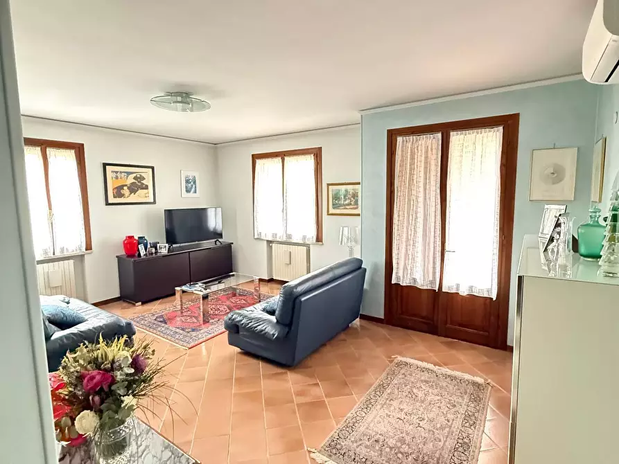 Immagine 7 di Casa semindipendente in vendita  a Porto Mantovano