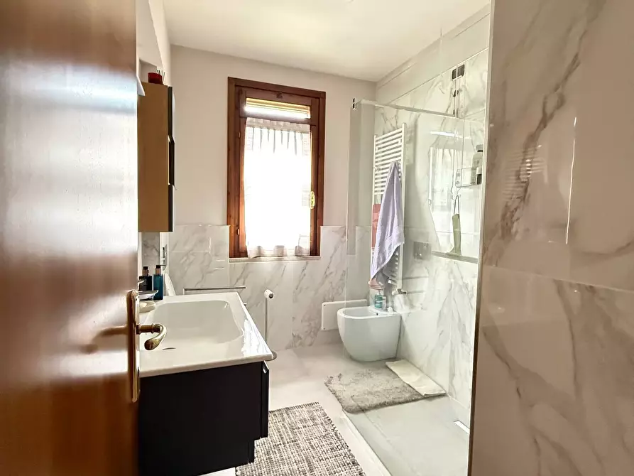 Immagine 16 di Casa semindipendente in vendita  a Porto Mantovano