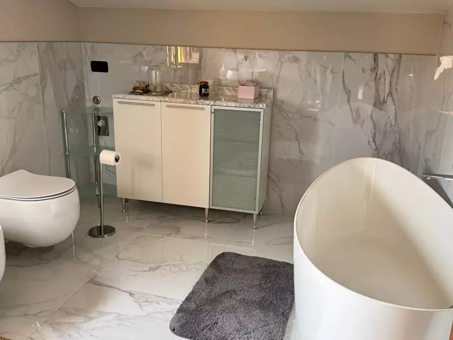 Immagine 20 di Casa semindipendente in vendita  a Porto Mantovano