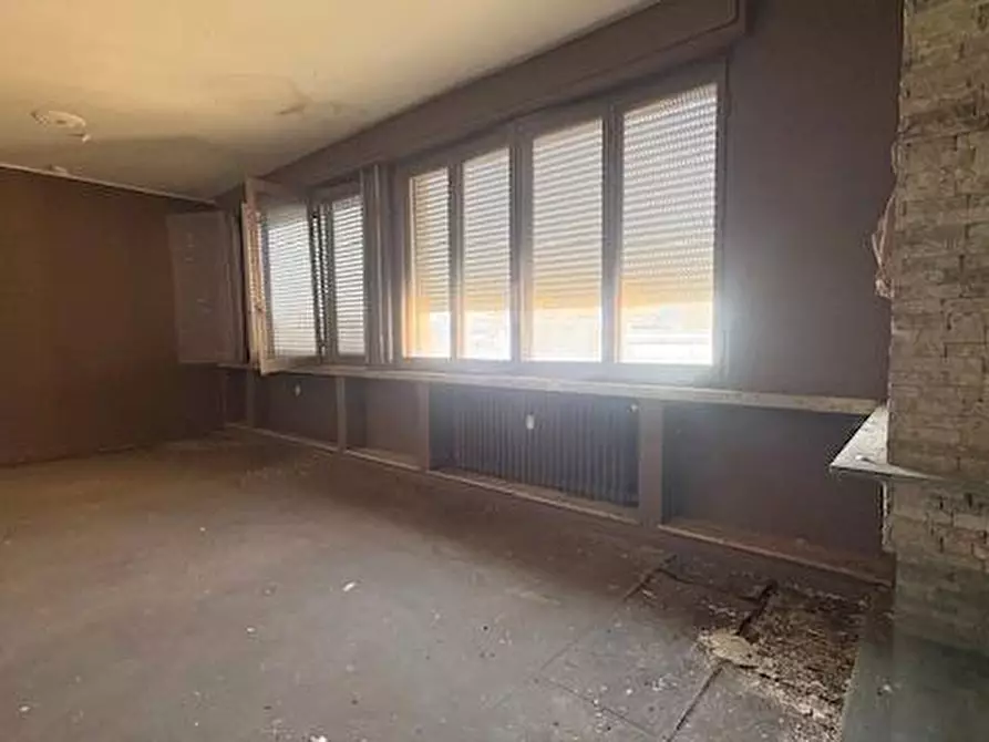 Immagine 26 di Casa indipendente in vendita  a Mantova