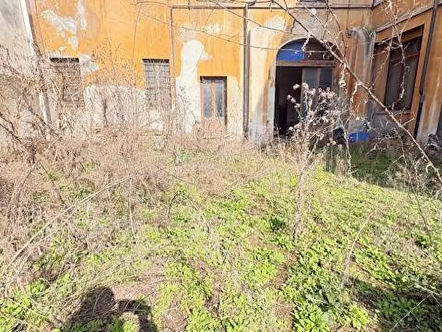 Immagine 40 di Casa indipendente in vendita  a Mantova