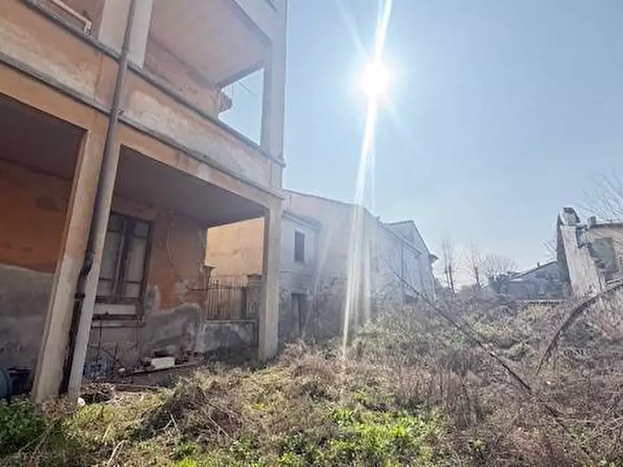 Immagine 42 di Casa indipendente in vendita  a Mantova